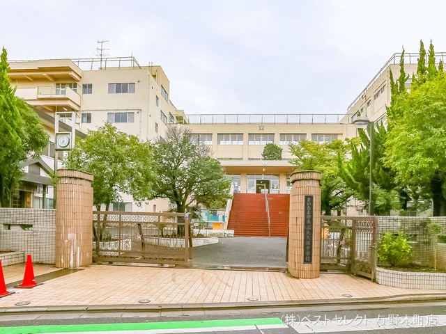 さいたま市立上大久保中学校 距離520m