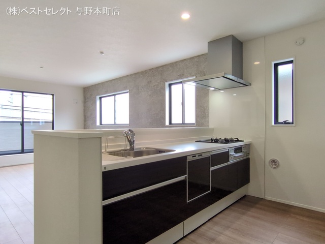 埼玉県さいたま市桜区栄和3丁目の新築戸建てキッチン写真 2025年6月22日撮影