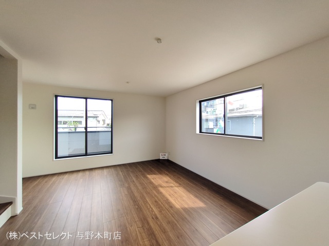 埼玉県さいたま市桜区町谷１丁目の新築戸建てリビング写真 2025年7月16日撮影