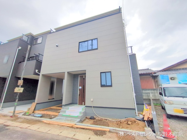埼玉県さいたま市桜区町谷１丁目の新築戸建て外構写真 2025年6月23日撮影