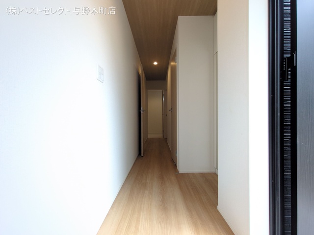 埼玉県さいたま市桜区西堀7丁目の新築戸建て玄関写真 2025年8月6日撮影