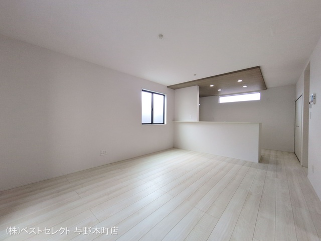 埼玉県さいたま市桜区西堀7丁目の新築戸建てリビング写真 2025年8月6日撮影