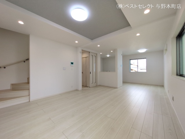 埼玉県さいたま市中央区上落合6丁目の新築戸建てリビング写真 2025年7月2日撮影