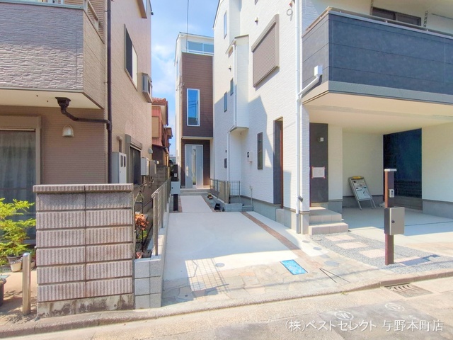 埼玉県さいたま市中央区上落合6丁目の新築戸建て完成写真 2025年7月22日撮影