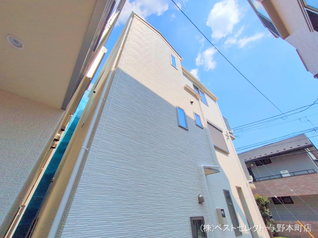 埼玉県さいたま市中央区上落合6丁目の新築戸建て完成写真 2025年7月22日撮影