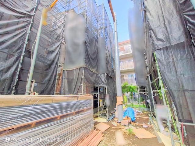 埼玉県さいたま市中央区新中里4丁目の新築戸建てシート写真 2025年8月14日撮影