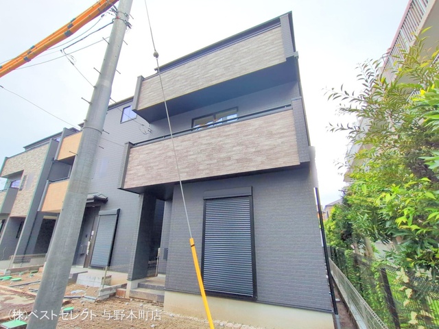 埼玉県さいたま市中央区新中里4丁目の新築戸建て外構写真 2025年9月18日撮影