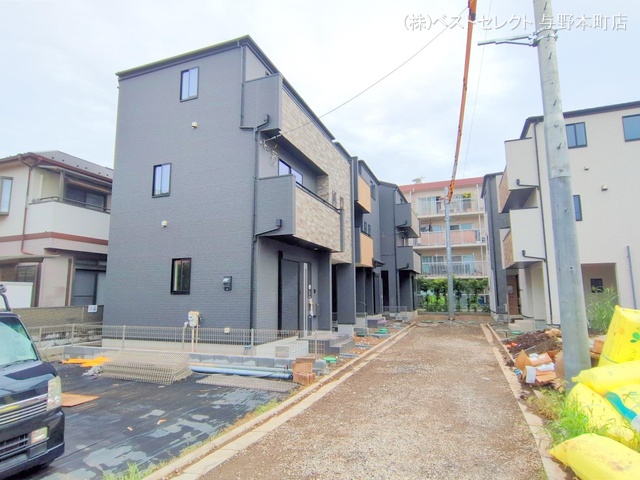 埼玉県さいたま市中央区新中里4丁目の新築戸建て外構写真 2025年9月18日撮影