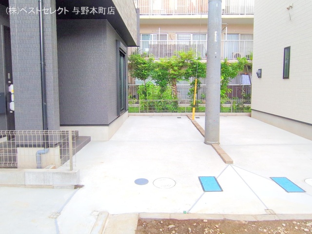 埼玉県さいたま市中央区新中里4丁目の新築戸建て完成写真 2025年10月5日撮影