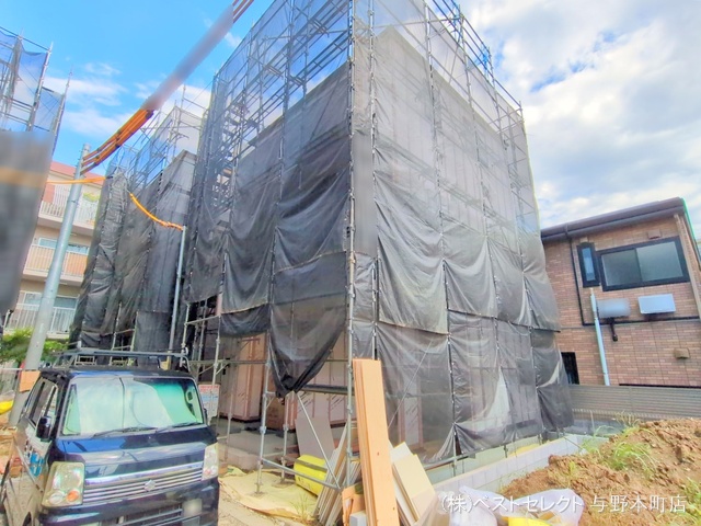 埼玉県さいたま市中央区新中里4丁目の新築戸建てシート写真 2025年8月14日撮影