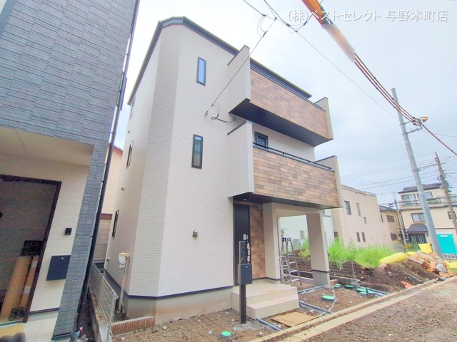 埼玉県さいたま市中央区新中里4丁目の新築戸建て外構写真 2025年9月18日撮影