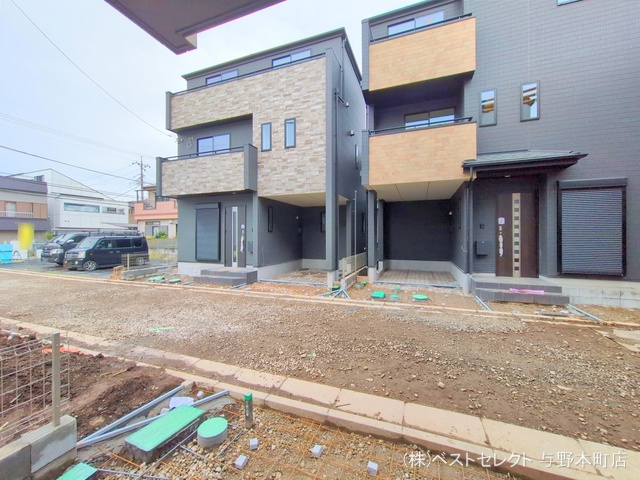 埼玉県さいたま市中央区新中里4丁目の新築戸建て外構写真 2025年9月18日撮影