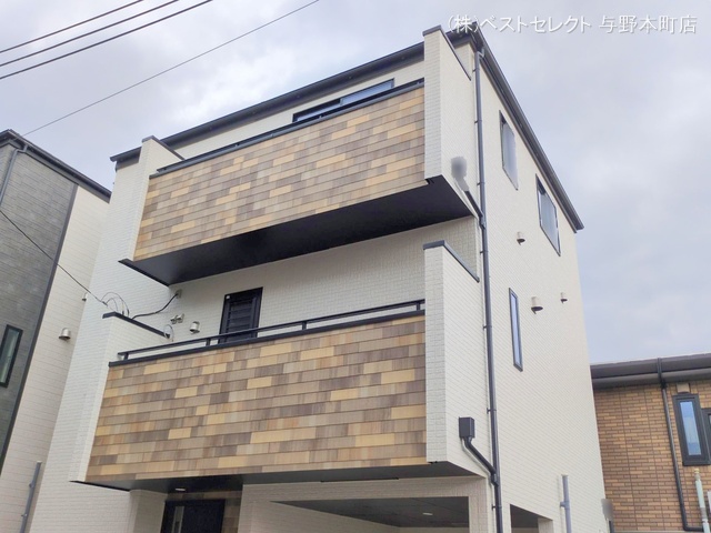 埼玉県さいたま市中央区新中里4丁目の新築戸建て完成写真 2025年10月5日撮影