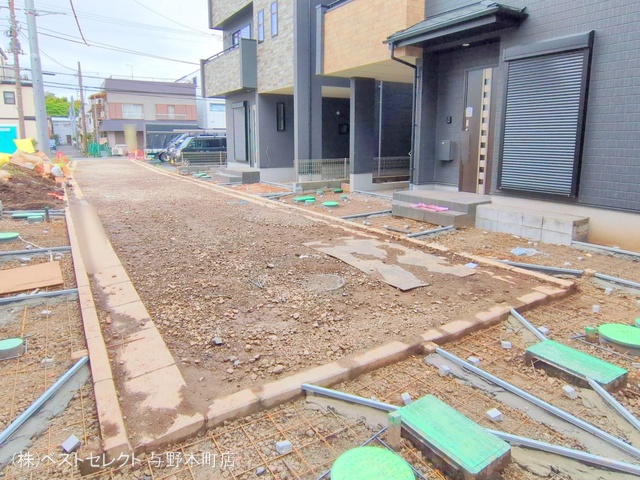 埼玉県さいたま市中央区新中里4丁目の新築戸建て外構写真 2025年9月18日撮影