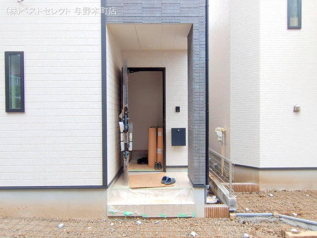 埼玉県さいたま市中央区新中里4丁目の新築戸建て外構写真 2025年9月18日撮影