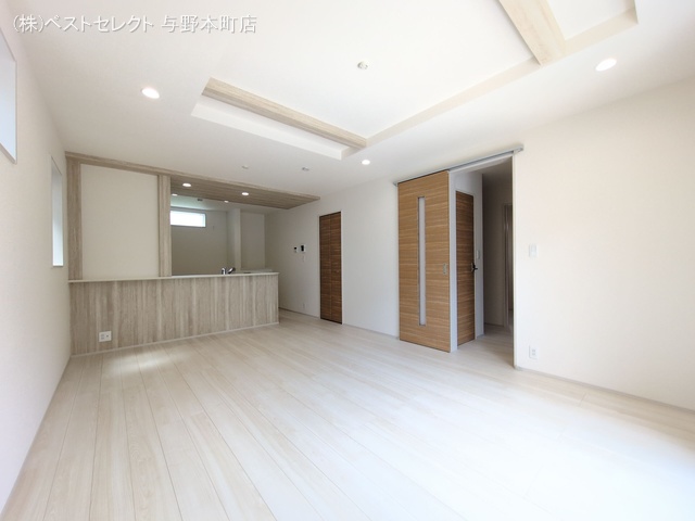 埼玉県さいたま市桜区大字神田の新築戸建てリビング写真 2025年7月2日撮影