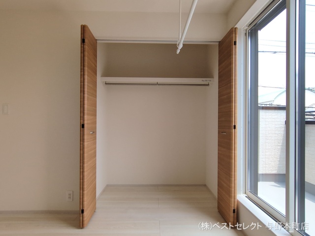 埼玉県さいたま市桜区大字神田の新築戸建て収納(ウォークインクローゼット)写真 2025年7月2日撮影