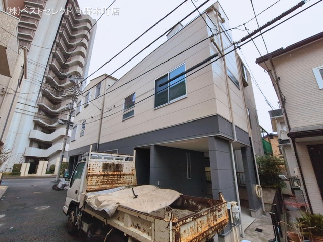 埼玉県さいたま市浦和区北浦和１丁目の新築戸建て完成写真 2026年3月2日撮影