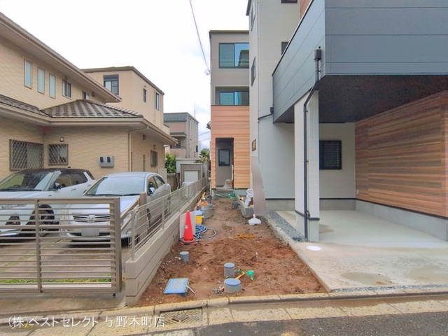 埼玉県さいたま市南区大字太田窪の新築戸建て外構写真 2026年4月1日撮影