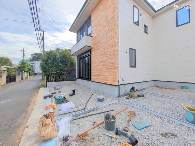 千葉県流山市松ケ丘５丁目の新築戸建て外構写真 2025年9月28日撮影