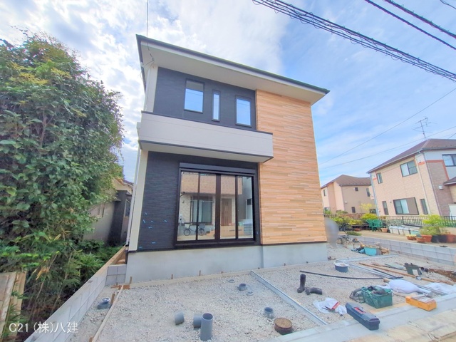 千葉県流山市松ケ丘５丁目の新築戸建て外構写真 2025年9月28日撮影