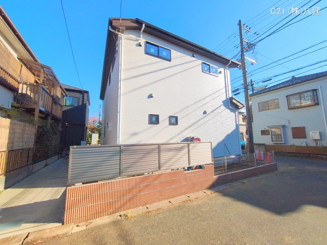 千葉県松戸市西馬橋３丁目の新築戸建て外構写真 2025年11月18日撮影