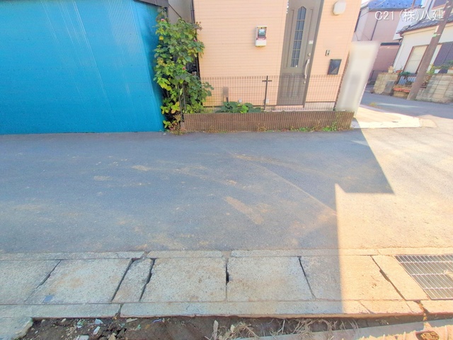 千葉県松戸市西馬橋３丁目の新築戸建て外構写真 2025年11月18日撮影