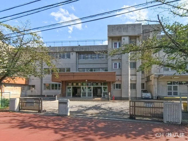 柏市立十余二小学校　距離1000m