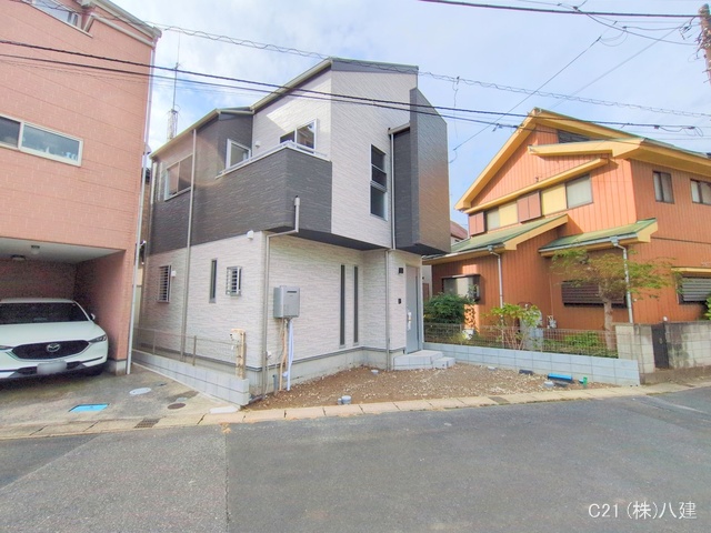 千葉県流山市平和台４丁目の新築戸建て外構写真 2025年11月10日撮影