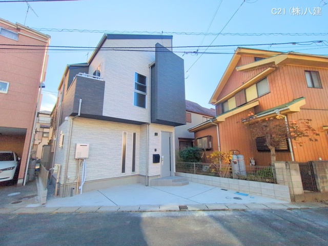 千葉県流山市平和台４丁目の新築戸建て完成写真 2025年12月9日撮影