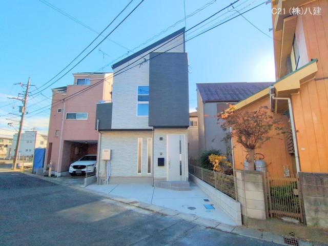 千葉県流山市平和台４丁目の新築戸建て完成写真 2025年12月9日撮影