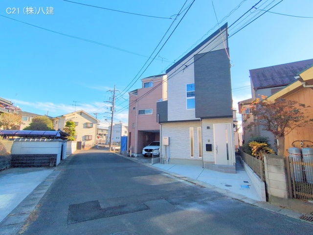 千葉県流山市平和台４丁目の新築戸建て完成写真 2025年12月9日撮影