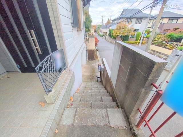 千葉県松戸市六高台8丁目の中古戸建て完成写真 2025年11月19日撮影