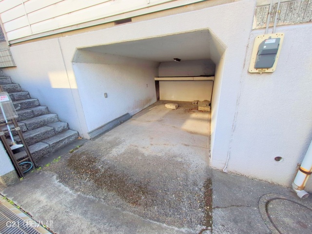 千葉県松戸市六高台8丁目の中古戸建て完成写真 2025年12月16日撮影