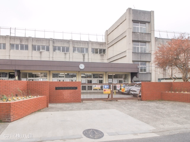 松戸市立松飛台第二小学校 距離320m