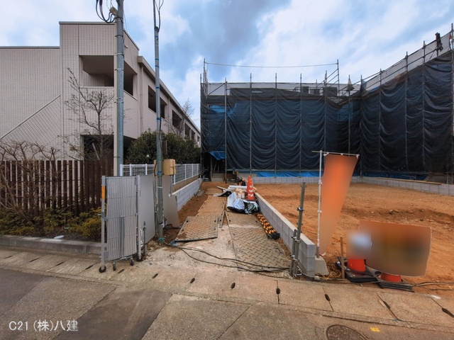 千葉県松戸市緑ケ丘２丁目の新築戸建てシート写真 2026年3月17日撮影