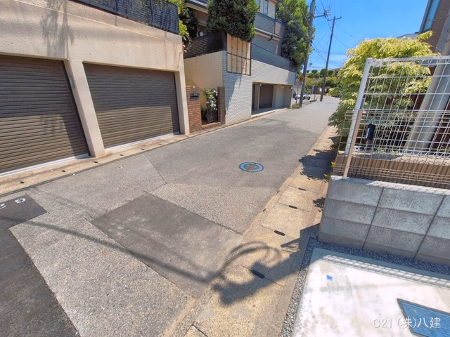 千葉県松戸市緑ケ丘２丁目の新築戸建て完成写真 2026年5月12日撮影