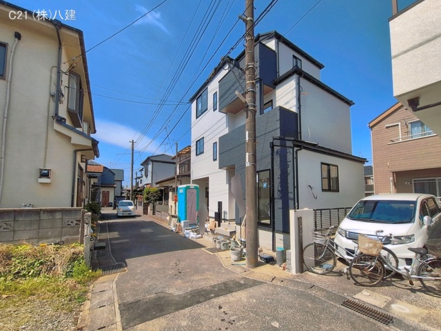 千葉県松戸市稔台8丁目の新築戸建て外構写真 2026年4月16日撮影