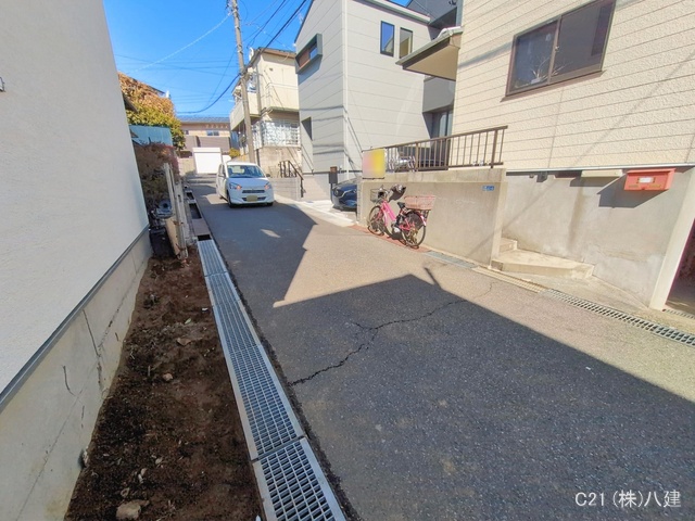 千葉県松戸市八ケ崎１丁目の新築戸建て外構写真 2026年2月8日撮影