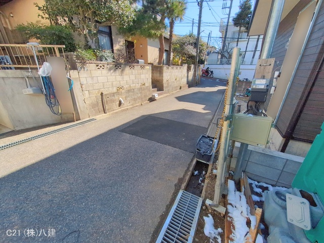 千葉県松戸市八ケ崎１丁目の新築戸建て外構写真 2026年2月8日撮影