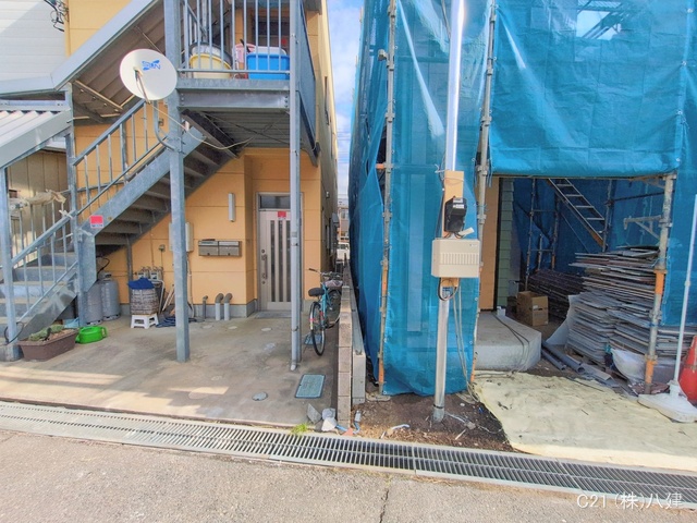 千葉県流山市東初石２丁目の新築戸建てシート写真 2026年2月9日撮影