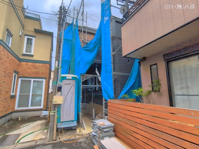 千葉県流山市松ケ丘5丁目の新築戸建てシート写真 2026年6月14日撮影