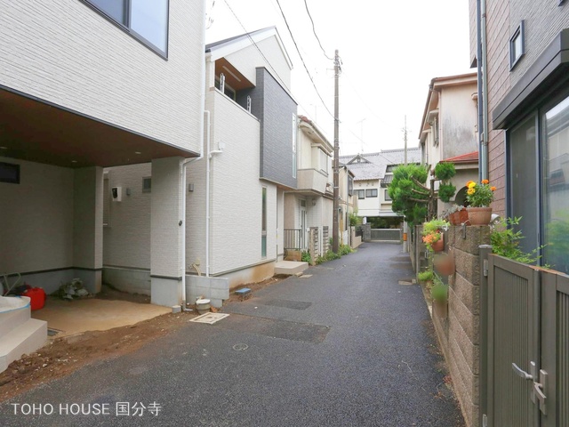 東京都国分寺市光町１丁目の新築戸建て外構写真 2024年6月30日撮影