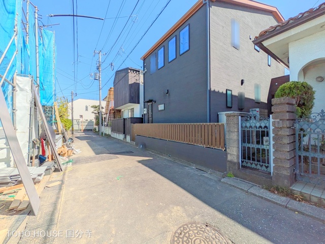 東京都府中市本町２丁目の新築戸建てシート写真 2025年4月8日撮影