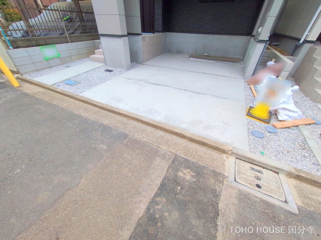 東京都府中市本町２丁目の新築戸建て完成写真 2025年5月25日撮影