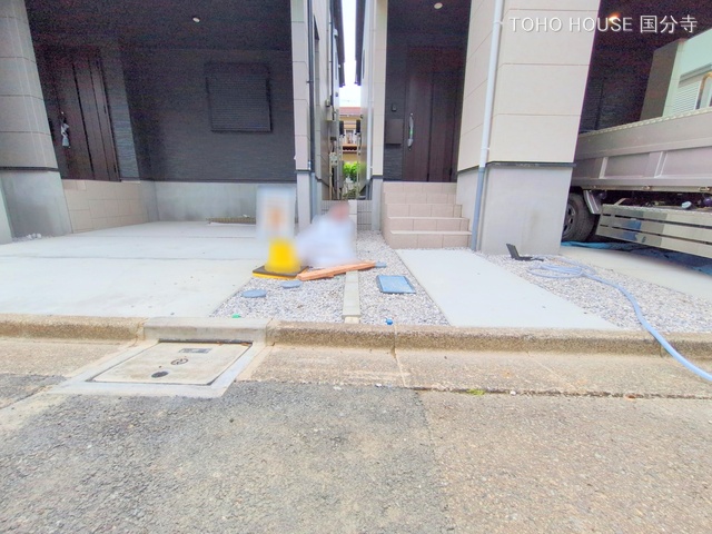 東京都府中市本町２丁目の新築戸建て完成写真 2025年5月25日撮影