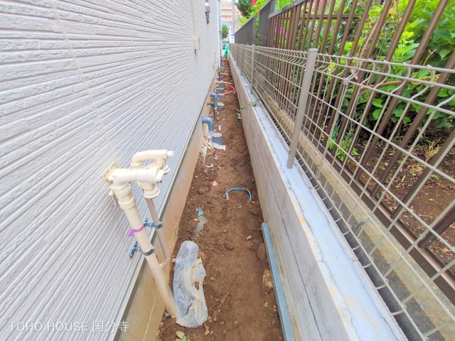 東京都府中市四谷4丁目の新築戸建て外構写真 2025年7月15日撮影