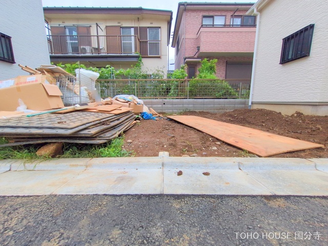 東京都府中市四谷4丁目の新築戸建て外構写真 2025年7月15日撮影