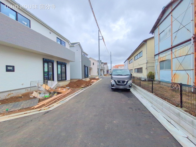 東京都府中市四谷4丁目の新築戸建て外構写真 2025年7月15日撮影