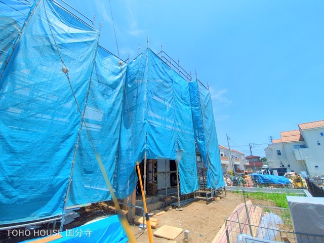 東京都府中市四谷4丁目の新築戸建てシート写真 2025年6月18日撮影